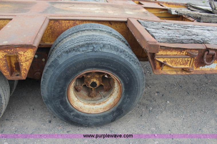 image for item J4449 1967 Hyster equipment trailer