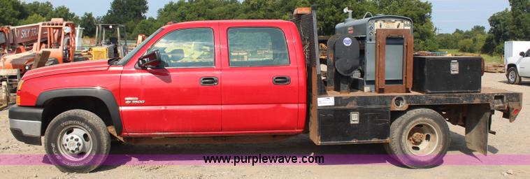 image for item J4453 2006 Chevrolet Silverado 3500 service truck