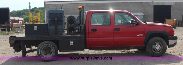 image for item J4453 2006 Chevrolet Silverado 3500 service truck