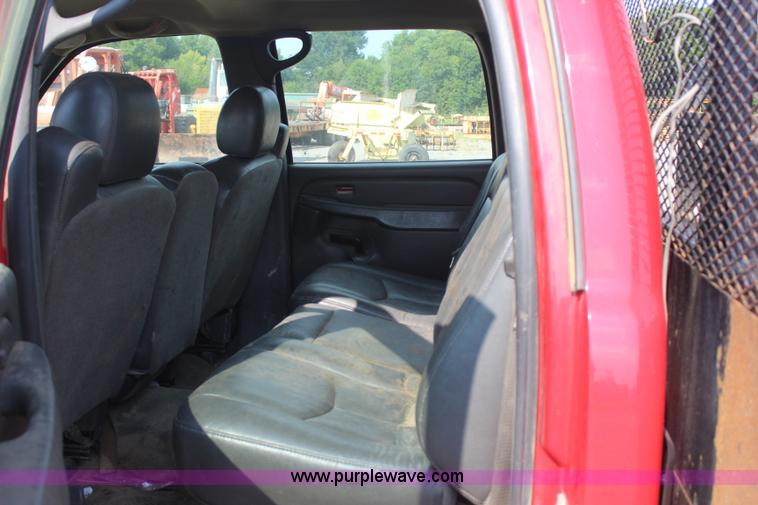 image for item J4453 2006 Chevrolet Silverado 3500 service truck