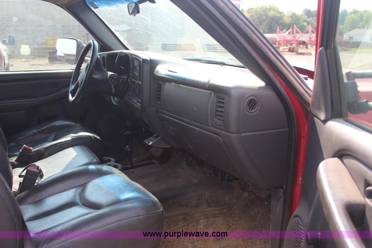 image for item J4453 2006 Chevrolet Silverado 3500 service truck