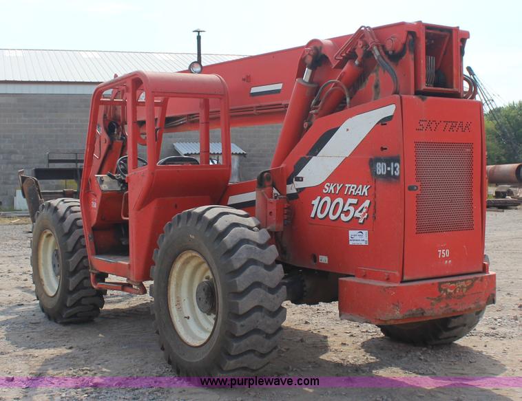 image for item J4454 2002 Sky Trak 10054 telehandler