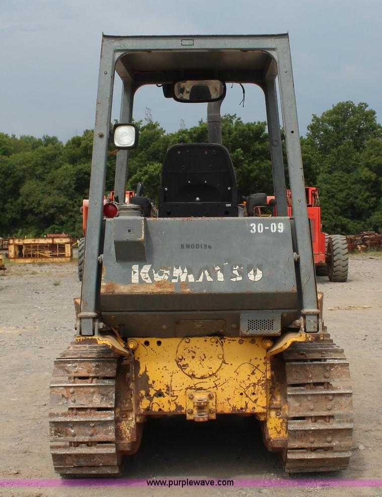 image for item J4455 2000 Komatsu D38E-1 dozer