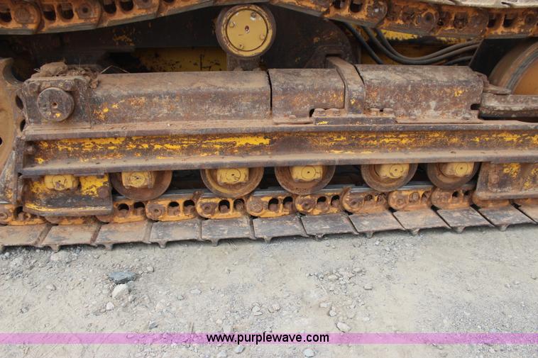 image for item J4455 2000 Komatsu D38E-1 dozer