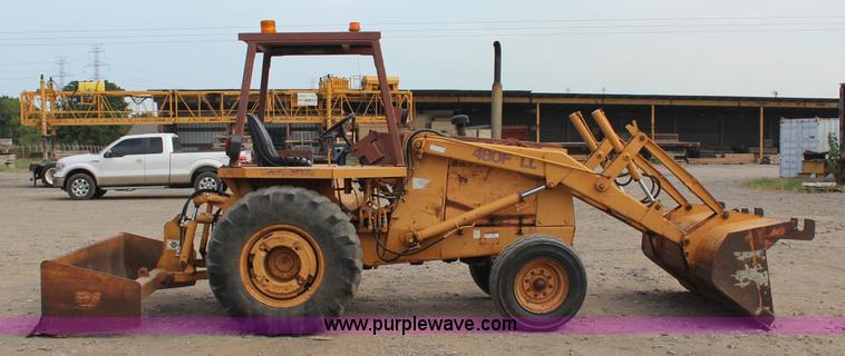 image for item J4456 1993 Case 480F LL landscape loader