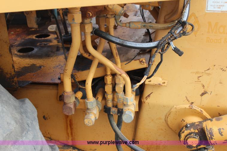 image for item J4456 1993 Case 480F LL landscape loader