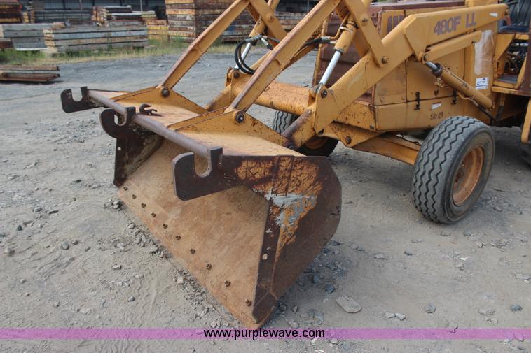 image for item J4456 1993 Case 480F LL landscape loader