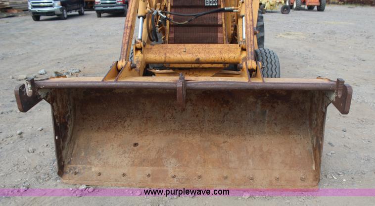 image for item J4456 1993 Case 480F LL landscape loader