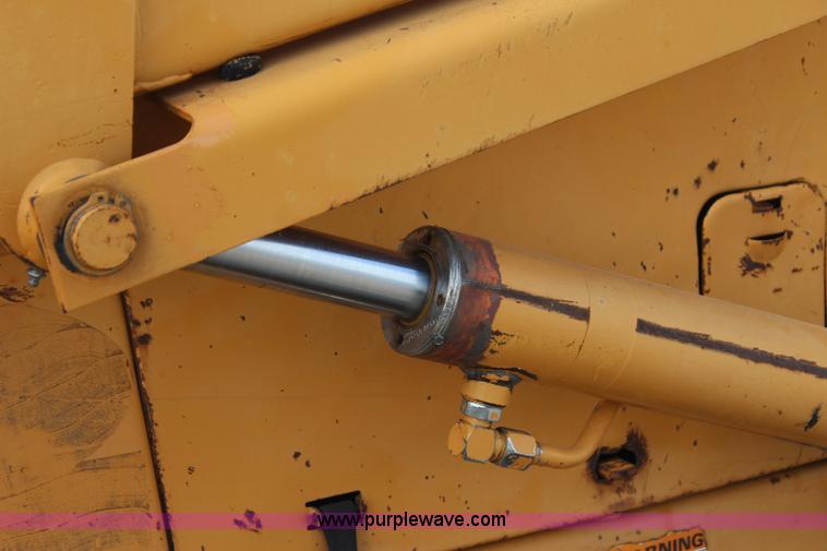 image for item J4456 1993 Case 480F LL landscape loader