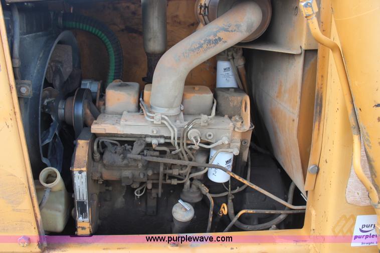 image for item J4456 1993 Case 480F LL landscape loader