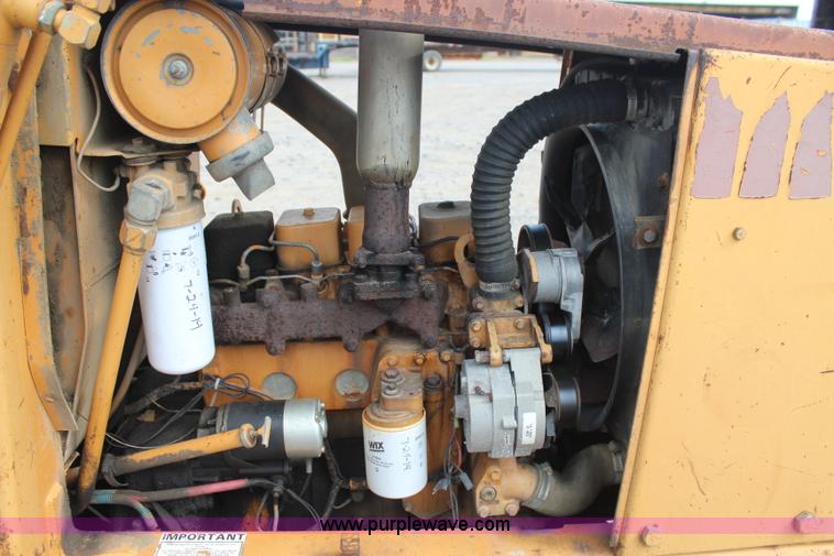 image for item J4456 1993 Case 480F LL landscape loader