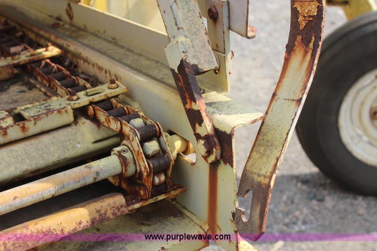 image for item J4457 HayBuster 256 straw blower