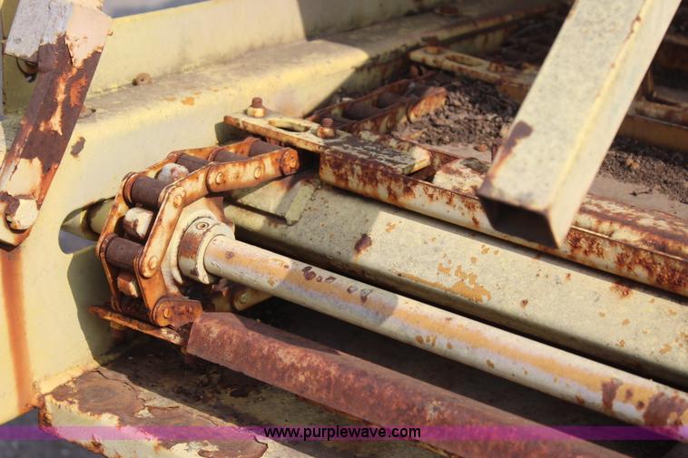 image for item J4457 HayBuster 256 straw blower