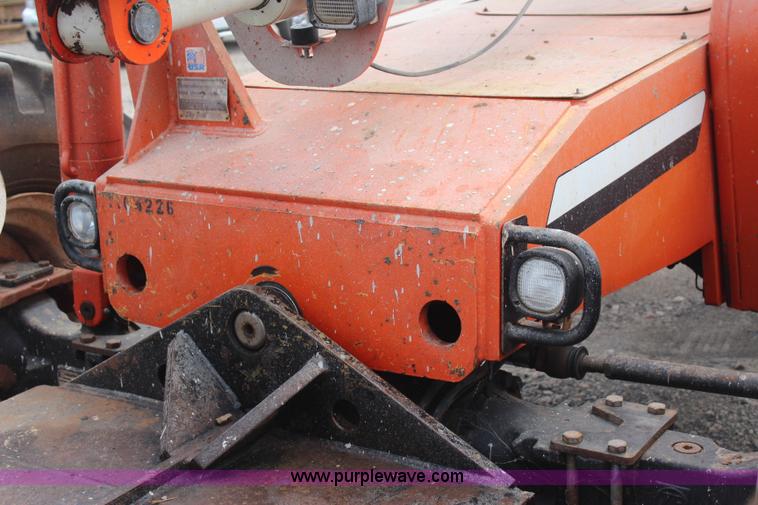 image for item J4458 2004 Sky Trak 10042 telehandler