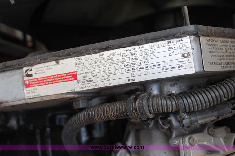 image for item J4458 2004 Sky Trak 10042 telehandler