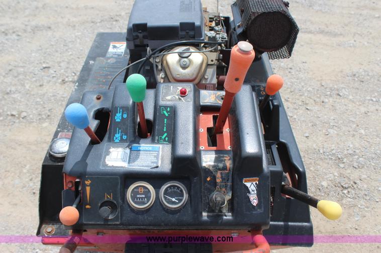 image for item J4463 1994 Ditch Witch 1820 trencher