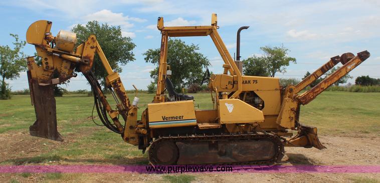 image for item J4464 Vermeer FLX75 cable plow