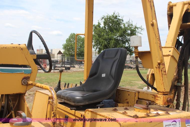 image for item J4464 Vermeer FLX75 cable plow