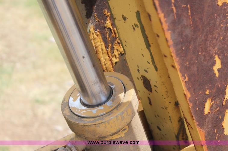 image for item J4464 Vermeer FLX75 cable plow