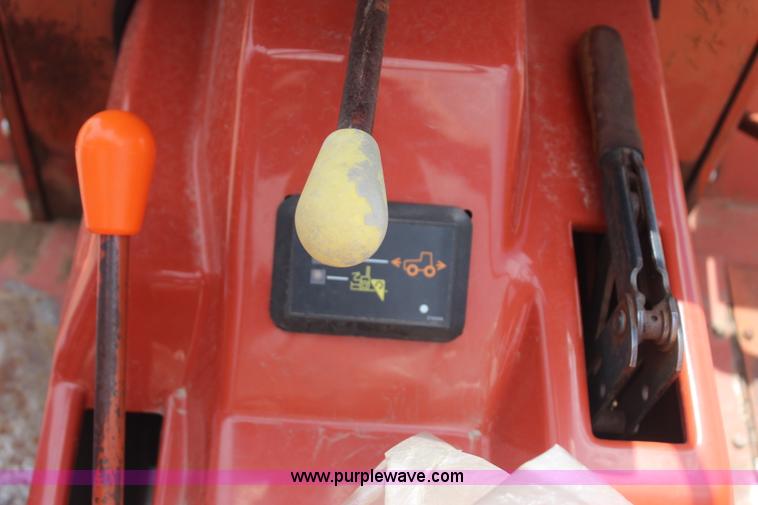 image for item J4465 1994 Ditch Witch 5110 trencher