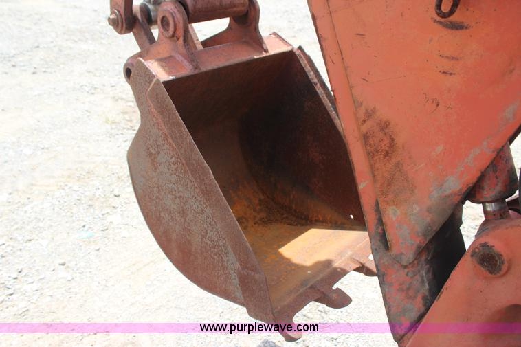 image for item J4465 1994 Ditch Witch 5110 trencher
