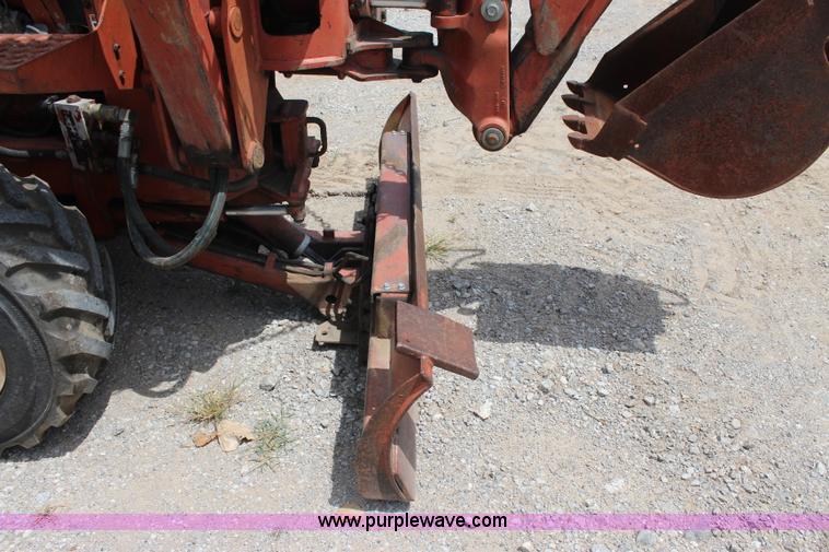 image for item J4465 1994 Ditch Witch 5110 trencher