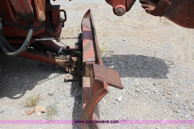 image for item J4465 1994 Ditch Witch 5110 trencher