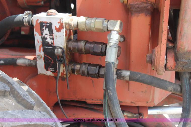 image for item J4465 1994 Ditch Witch 5110 trencher