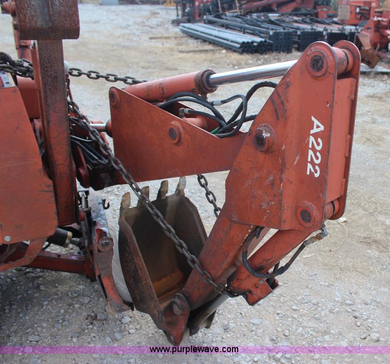 image for item J4466 1989 Ditch Witch 2310DD trencher