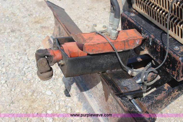 image for item J4469 2004 Ditch Witch RT40 trencher