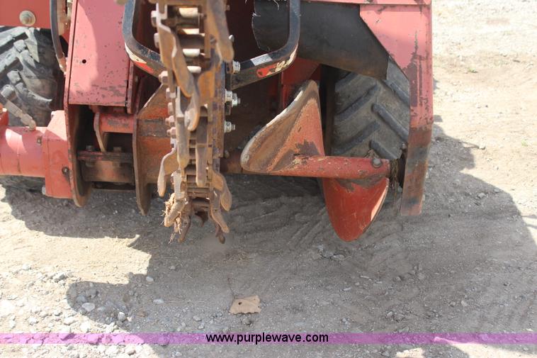 image for item J4469 2004 Ditch Witch RT40 trencher