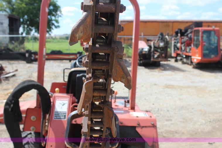image for item J4469 2004 Ditch Witch RT40 trencher