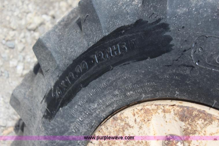 image for item J4469 2004 Ditch Witch RT40 trencher