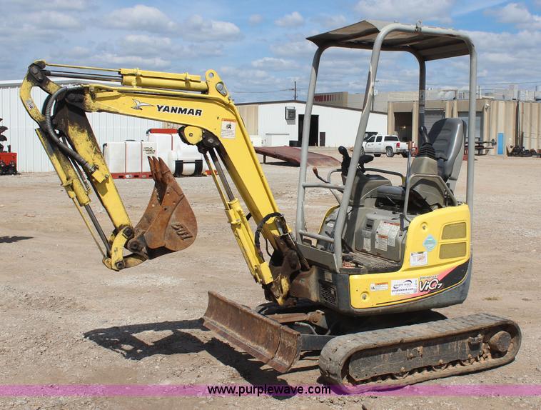 image for item J4470 2010 Yanmar VIO17 mini excavator