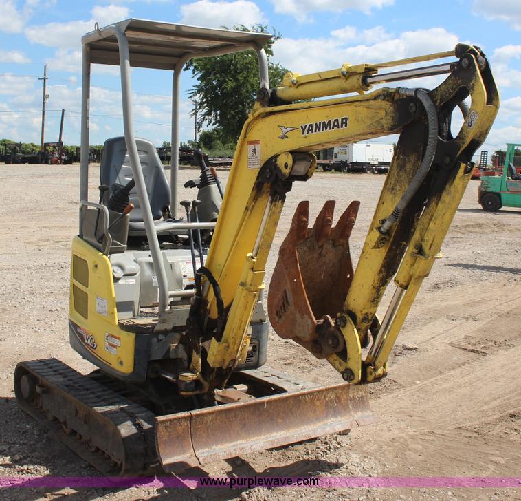 image for item J4470 2010 Yanmar VIO17 mini excavator