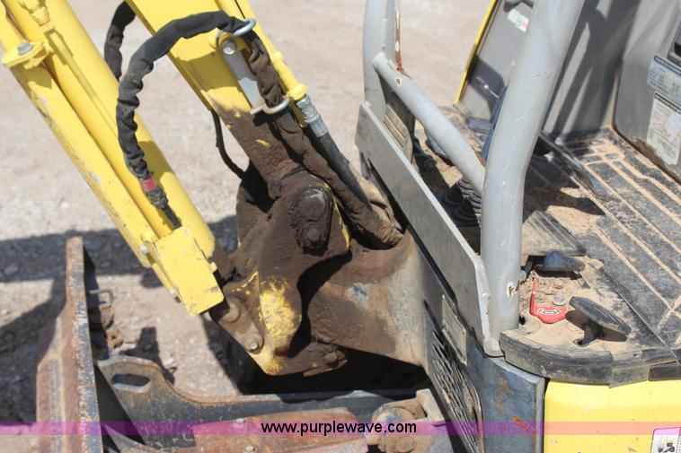 image for item J4470 2010 Yanmar VIO17 mini excavator
