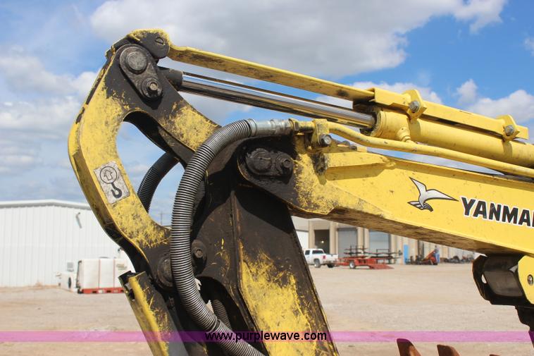 image for item J4470 2010 Yanmar VIO17 mini excavator