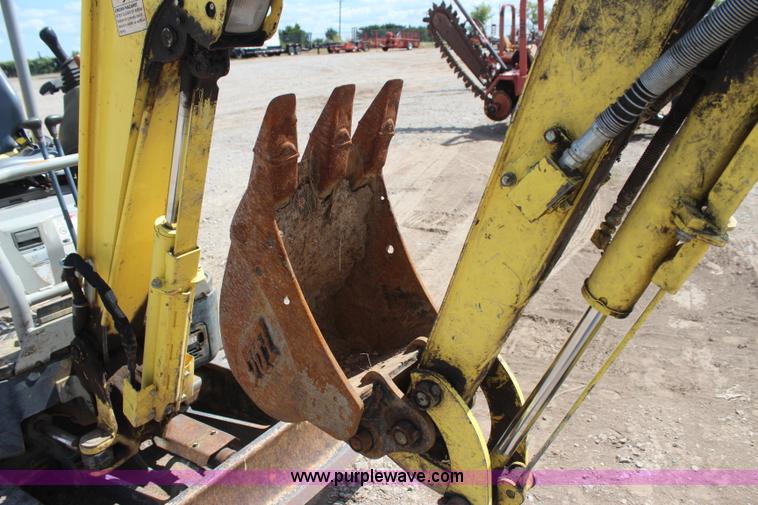image for item J4470 2010 Yanmar VIO17 mini excavator