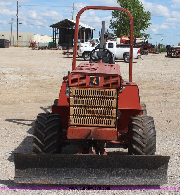 image for item J4471 1998 Ditch Witch 3700 trencher