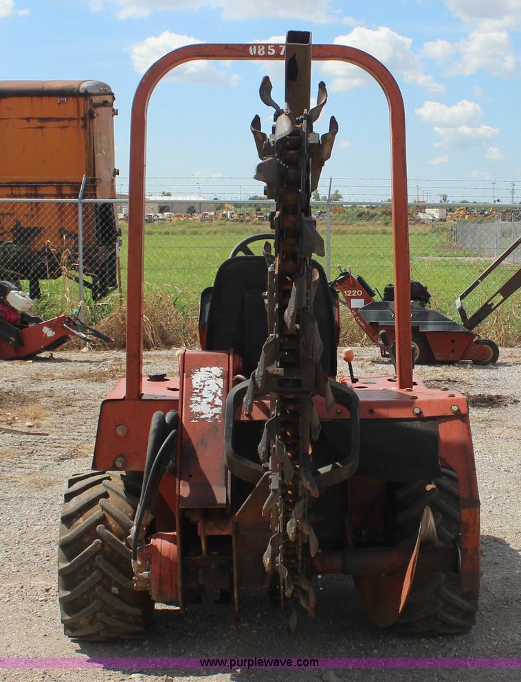 image for item J4471 1998 Ditch Witch 3700 trencher