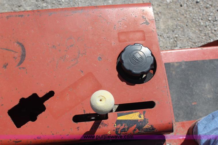 image for item J4471 1998 Ditch Witch 3700 trencher