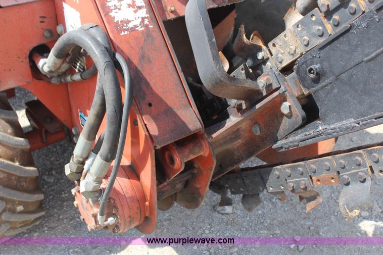 image for item J4471 1998 Ditch Witch 3700 trencher