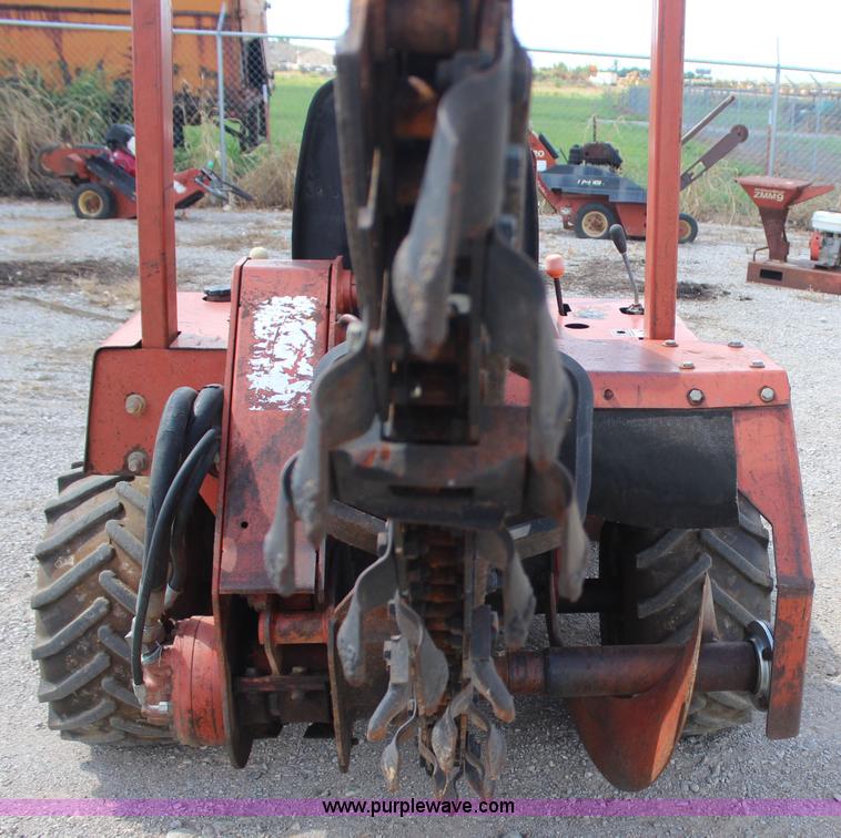 image for item J4471 1998 Ditch Witch 3700 trencher