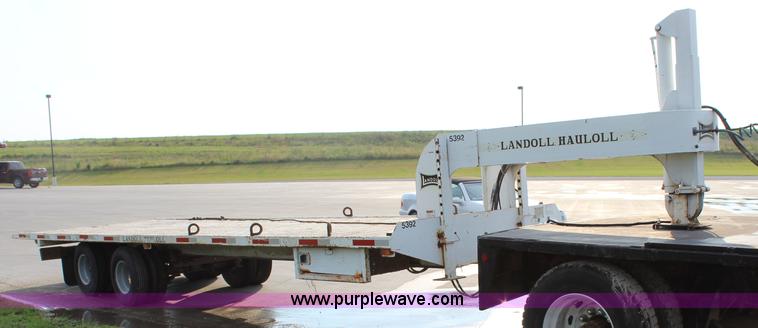 image for item J5792 1992 Landoll 300B equipment trailer