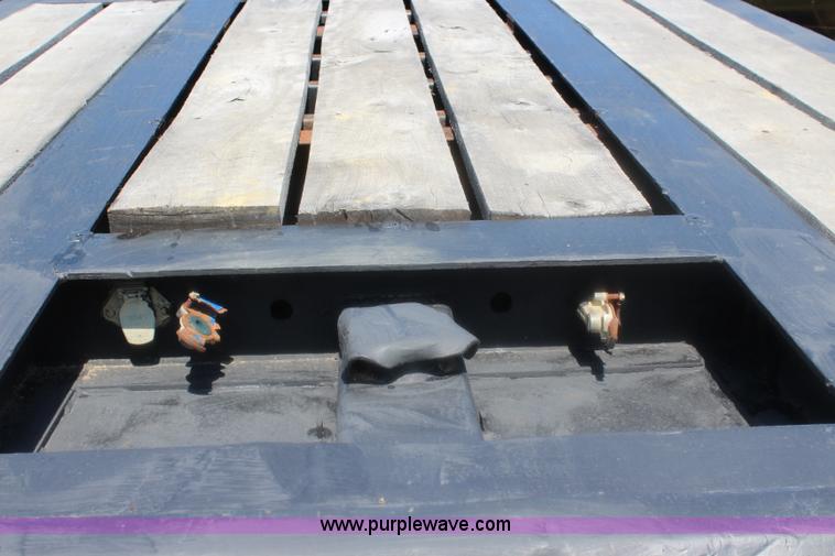 image for item J5827 1988 Trail King equipment trailer