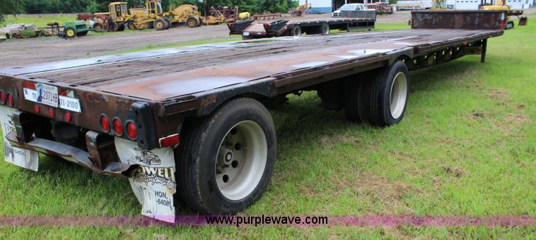 image for item J5982 2001 Transcraft equipment trailer