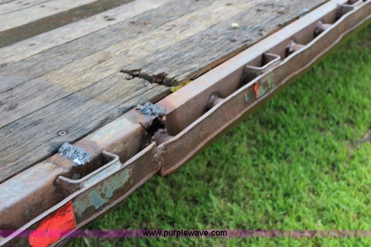 image for item J5982 2001 Transcraft equipment trailer