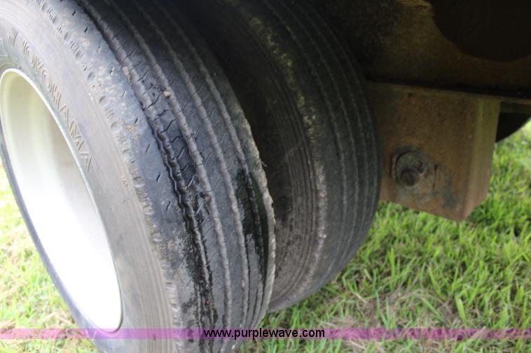 image for item J5982 2001 Transcraft equipment trailer