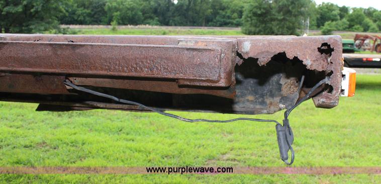 image for item J5982 2001 Transcraft equipment trailer