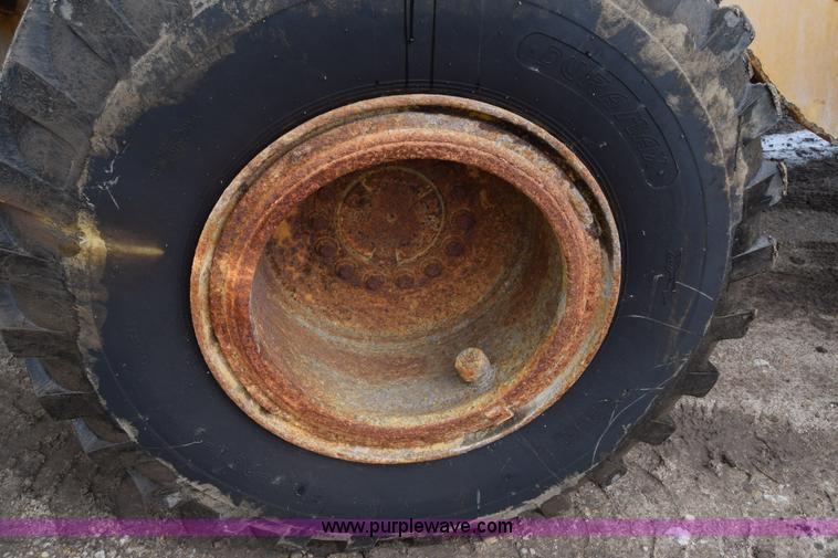 image for item J7823 John Deere 644H wheel loader